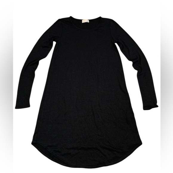 Wilfred Tops - Aritzia Wilfred Free Black Long Sleeve T-Shirt Dress - XS